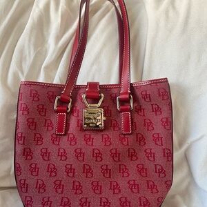❤️❤️ Dooney & Bourke Pink and Red Bucket bag